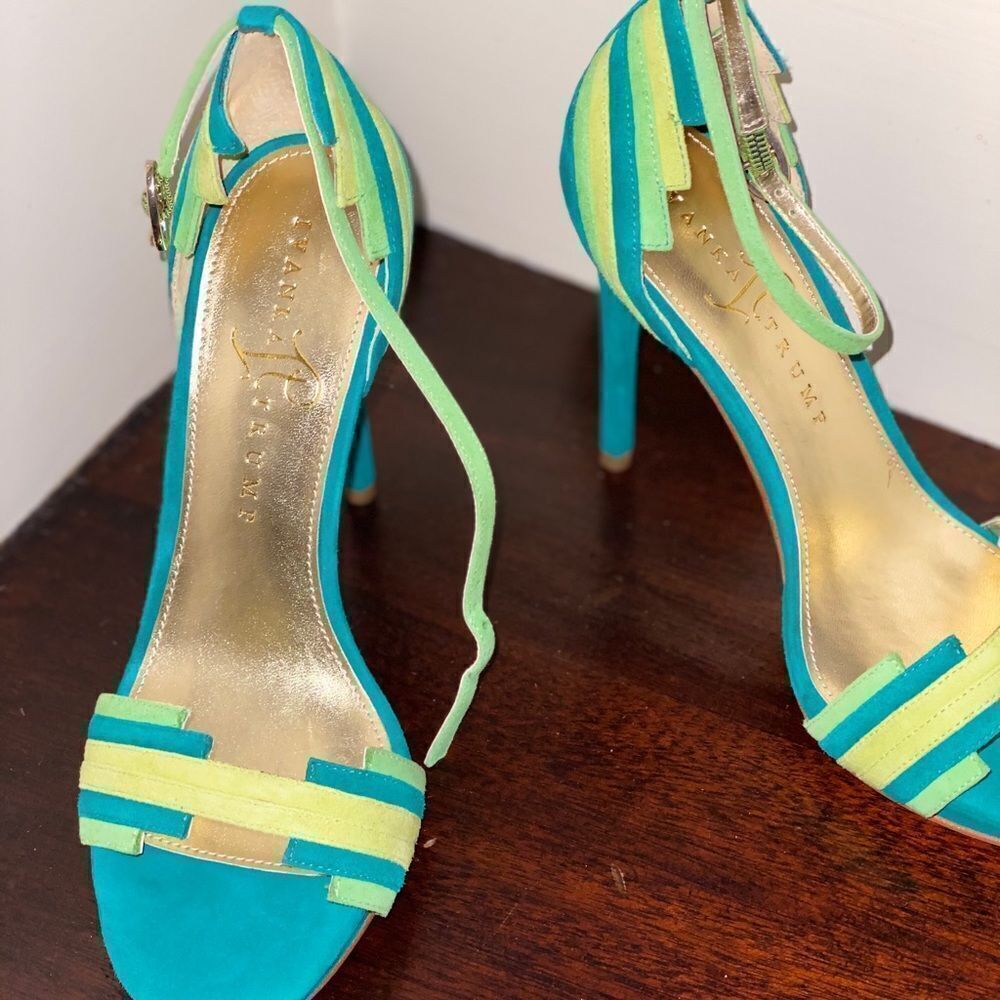 Jade Suede Heels - Picture 3 of 4